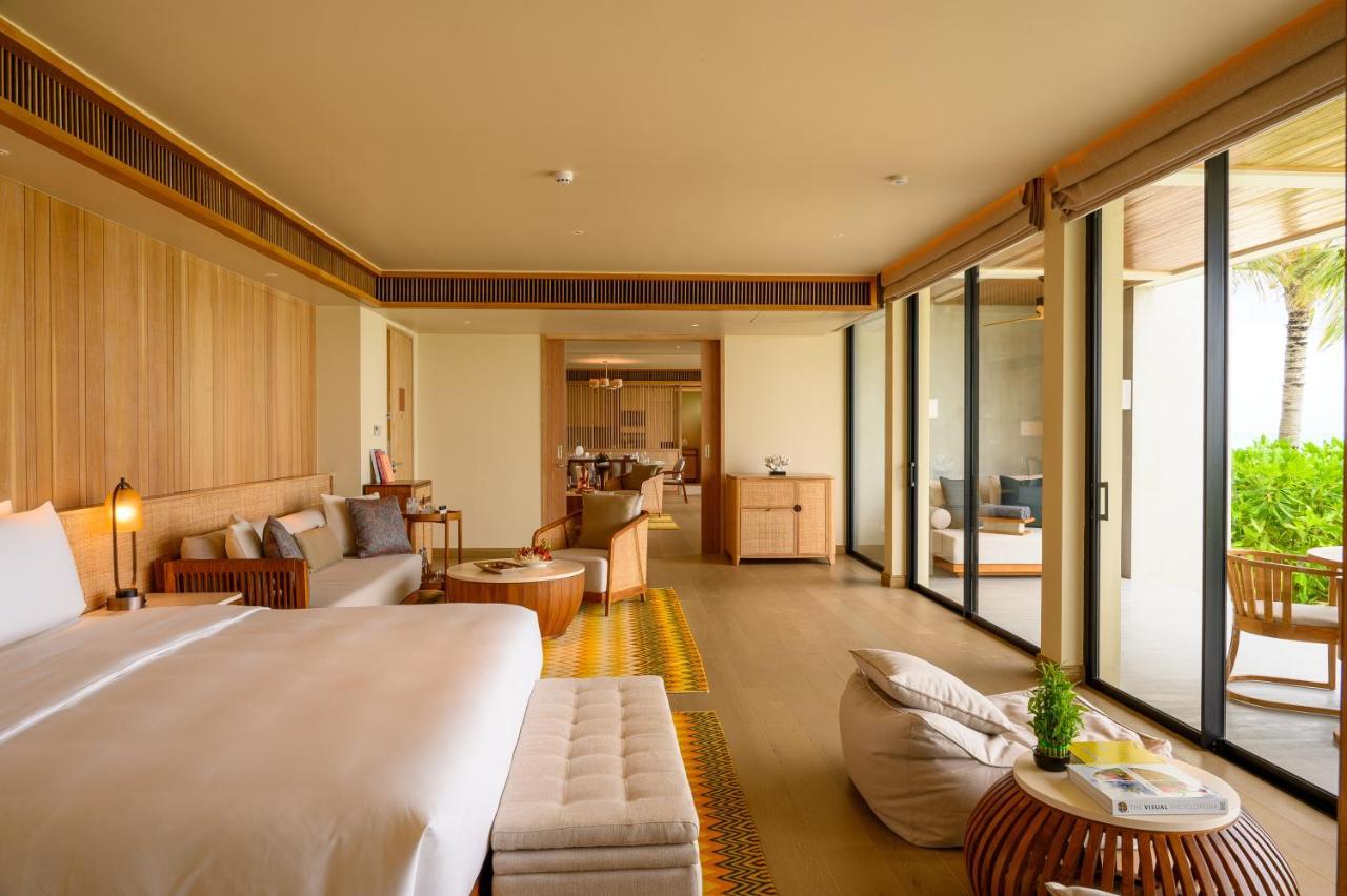 Kuda Villingili Maldives Hotel Thulusdhoo Exterior photo