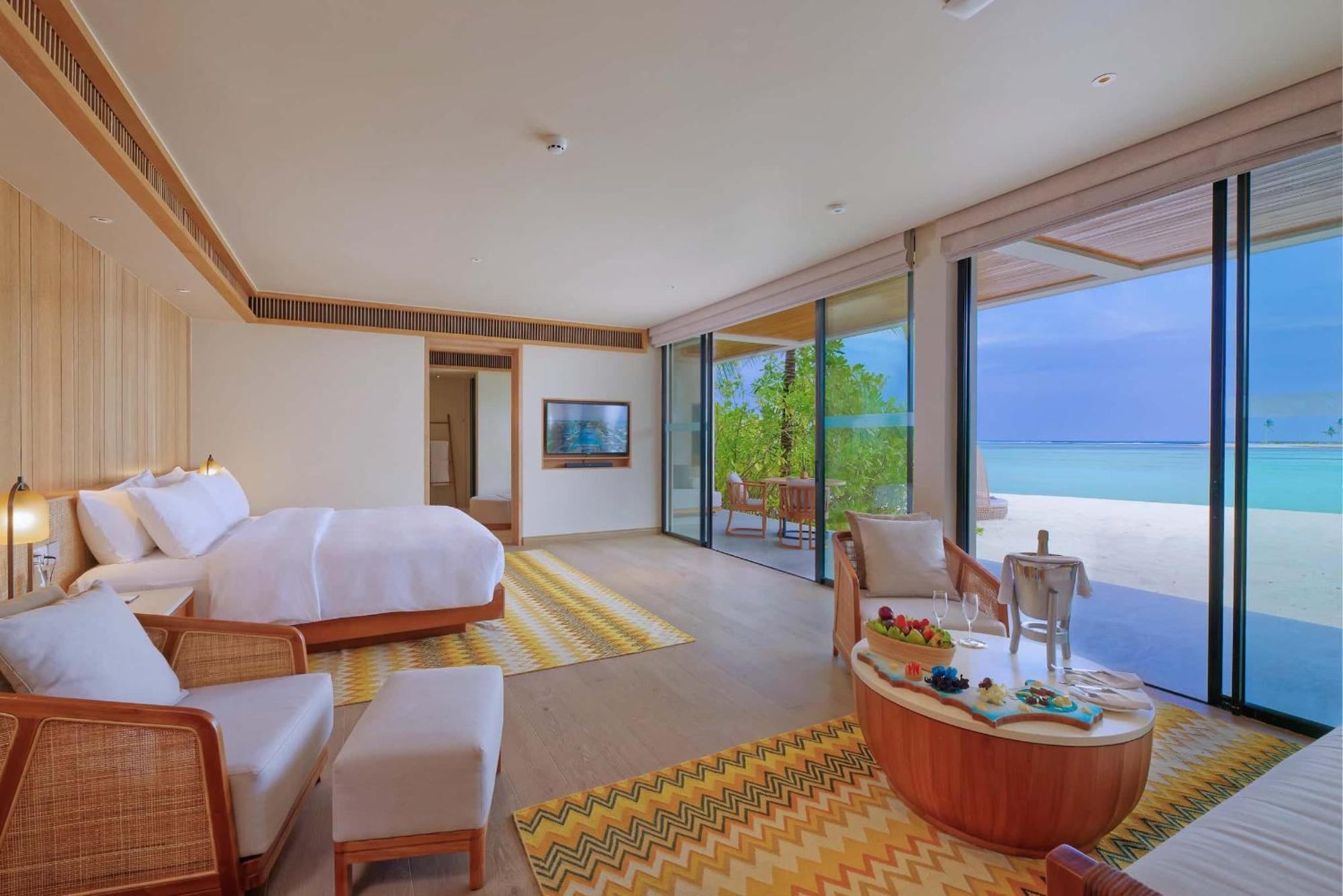 Kuda Villingili Maldives Hotel Thulusdhoo Exterior photo