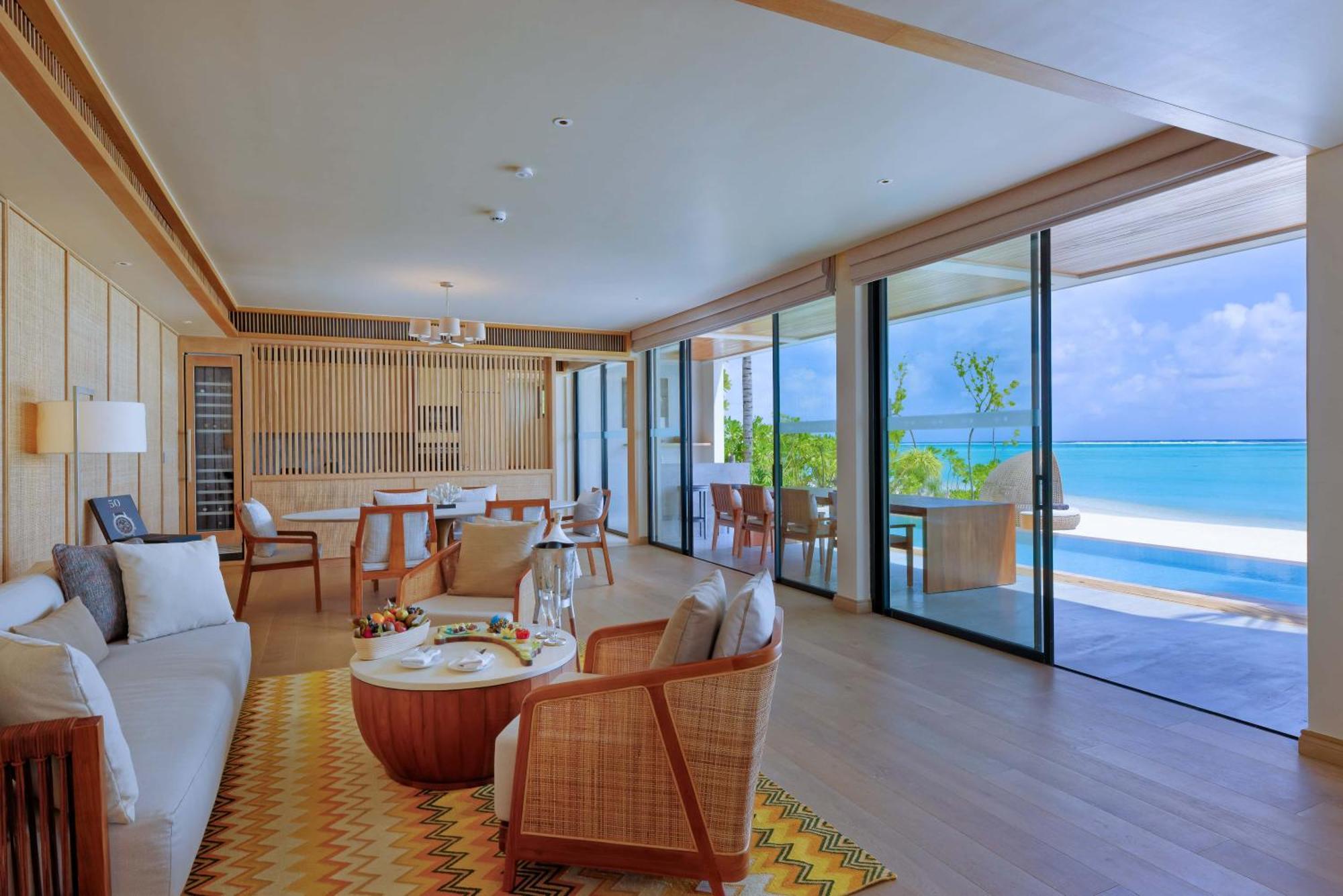 Kuda Villingili Maldives Hotel Thulusdhoo Exterior photo