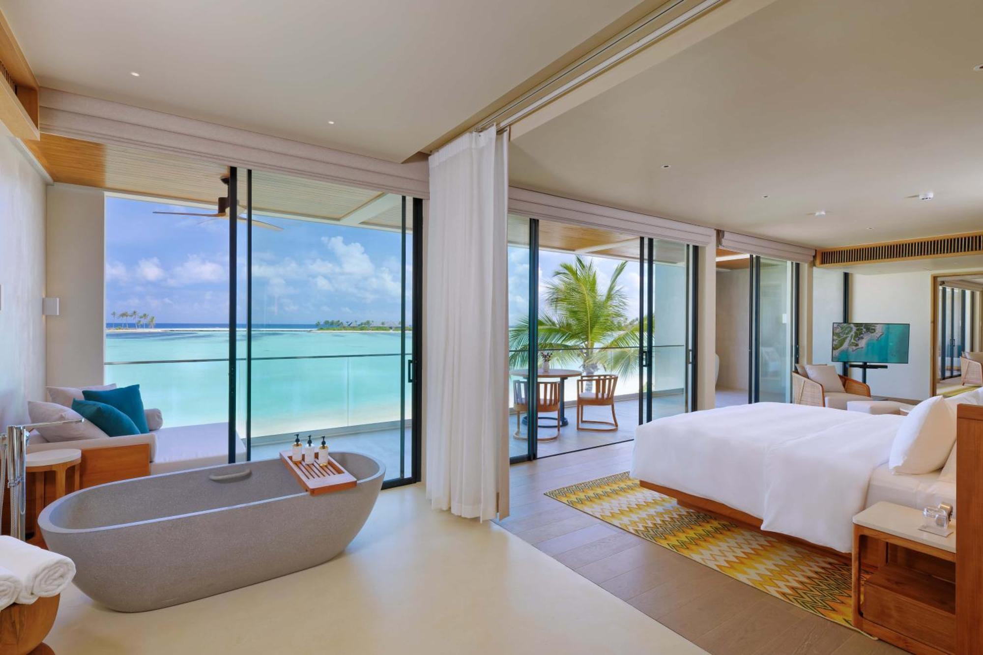 Kuda Villingili Maldives Hotel Thulusdhoo Exterior photo