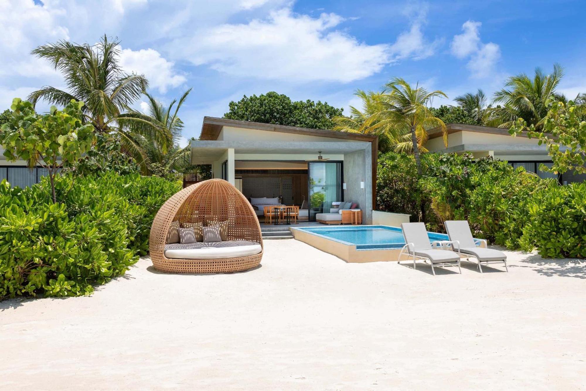 Kuda Villingili Maldives Hotel Thulusdhoo Exterior photo
