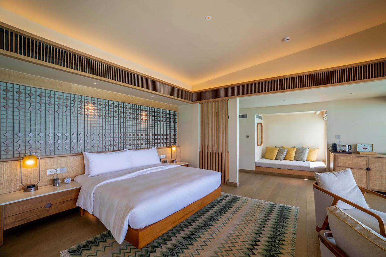 Kuda Villingili Maldives Hotel Thulusdhoo Exterior photo