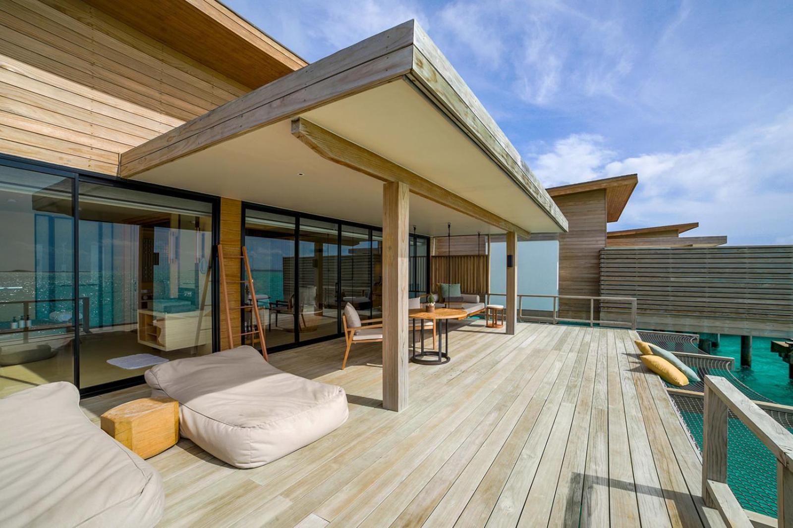 Kuda Villingili Maldives Hotel Thulusdhoo Exterior photo