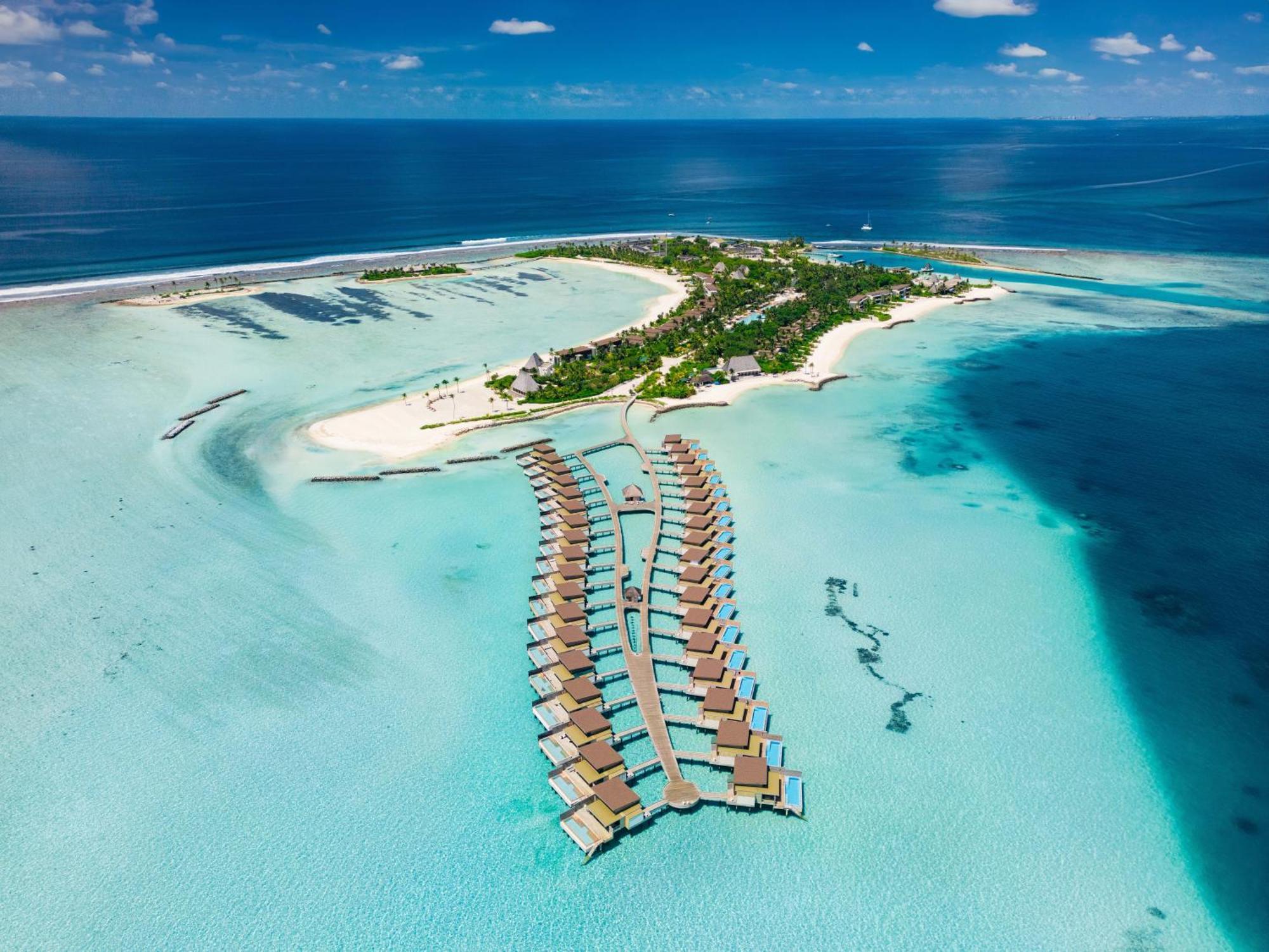 Kuda Villingili Maldives Hotel Thulusdhoo Exterior photo